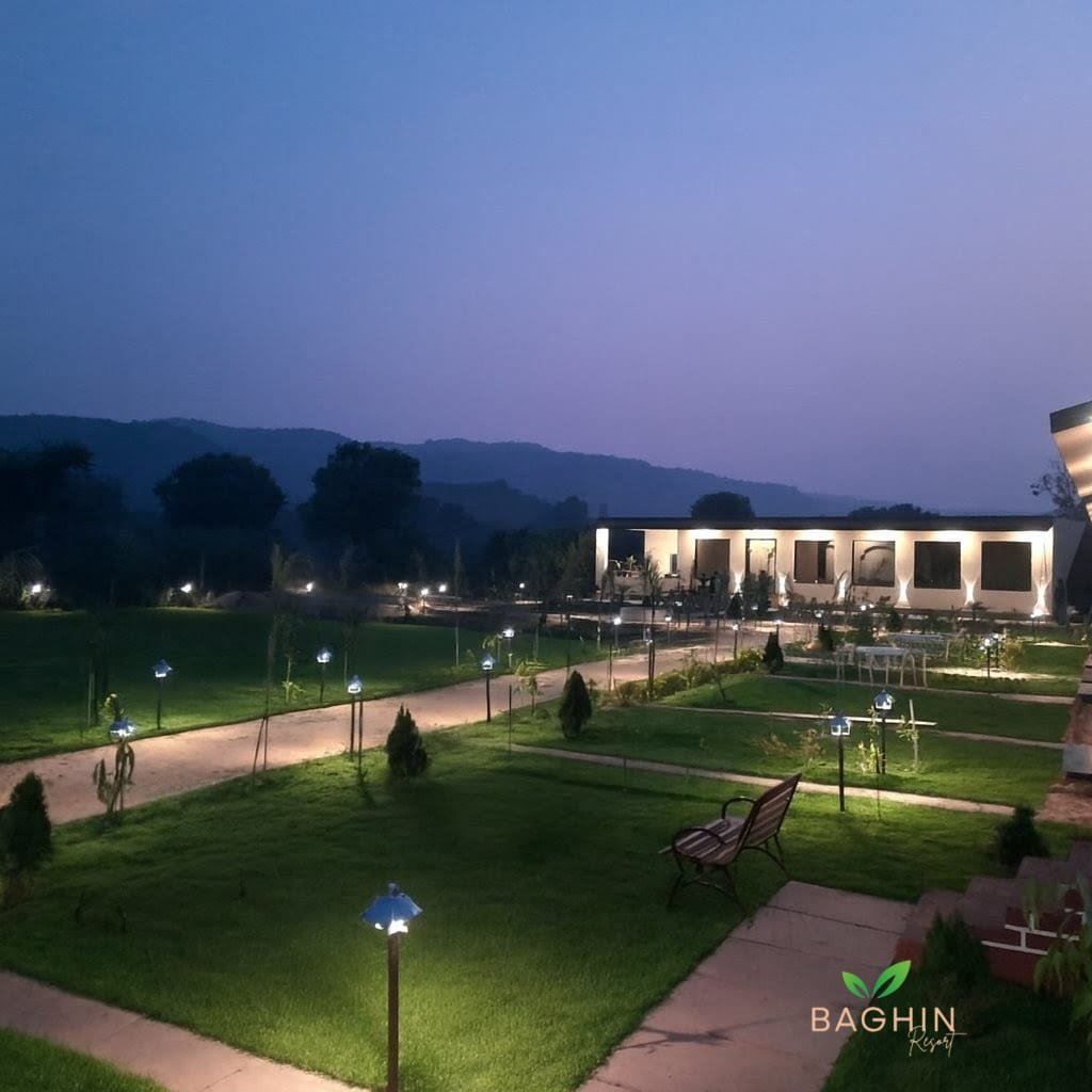 Lush green garden at Baghin Resort near Ranthambore National PArk