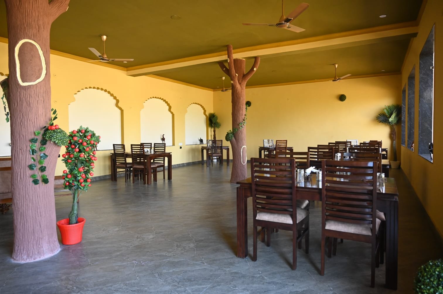 Elegant Dining interior at Baghin Resort near Ranthambore
